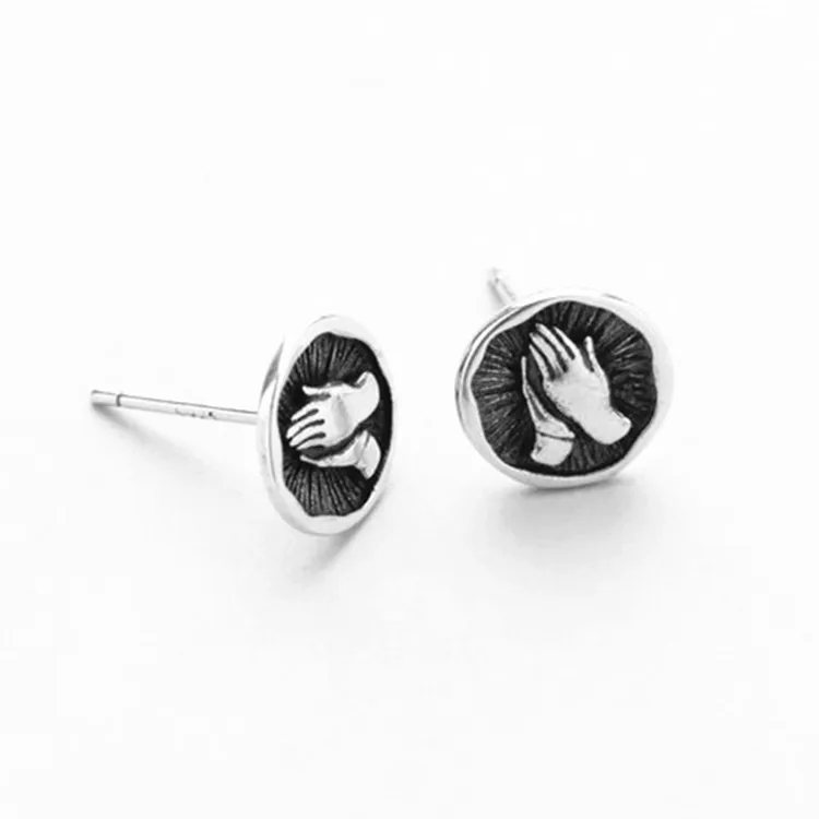 New Personality Retro Praying Hand 925 Sterling Silver Jewelry Creative Temperament Round Prayer Stud Earrings TYB139