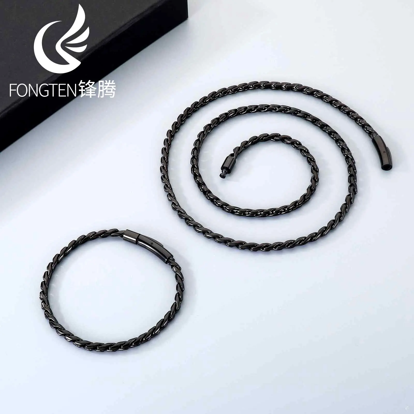Fongten Minimalist Men's Woven Stainless Steel Bracelet Everyday Outfit Accessories Fashion Jewelry Set Party Birthday Gift