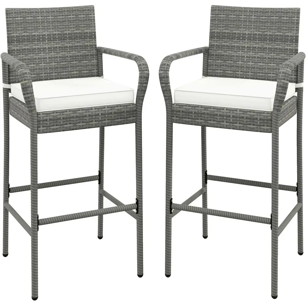 

Набор из 2 барных стульев для патио с подушками, подлокотниками и подставками для ног, уличные барные стулья из ротанга, максимальная нагрузка 400 фунтов, серый цвет.