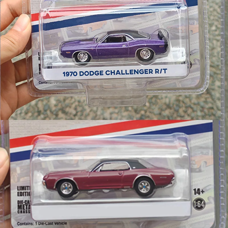 

M2 Machine 1:64 Субсидированная модель автомобиля из сплава Фиолетовая подарочная серия Коллекция автомобильных моделей