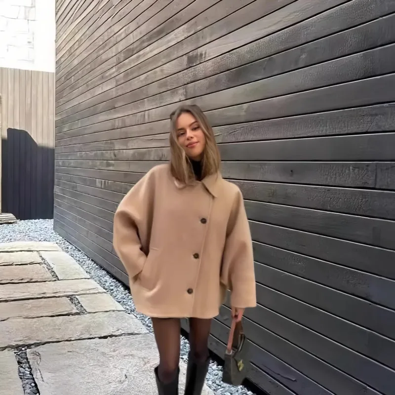 

2025 NEW Loose Women's Woolen Coat Slanted Button Design Fashionable Outerwear Polyester Fiber Pure Color Full Sve Length Coa