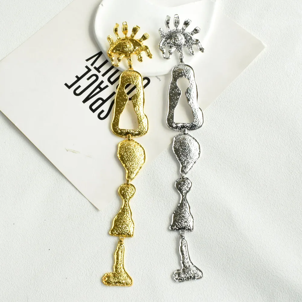 Surrealistische Halskette mit geometrischem Anhänger aus Metalllegierung in Form von Augen und Nase für Damen, übertriebener Markenschmuck, Statement-Accessoire – Detail 17