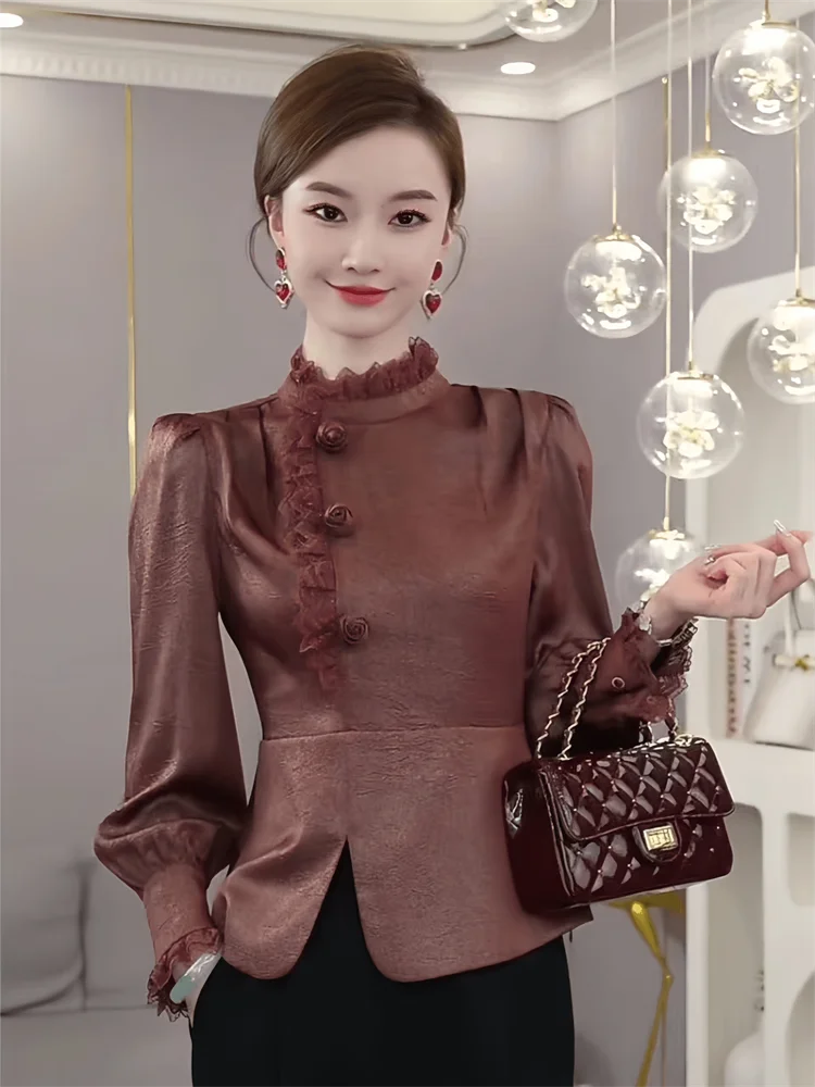 Autumn Women\'s 2024 New Item Light Luxury Fashion Temperament Highlights White Red Brown Long Sleeved Top French Shirt Women\'s