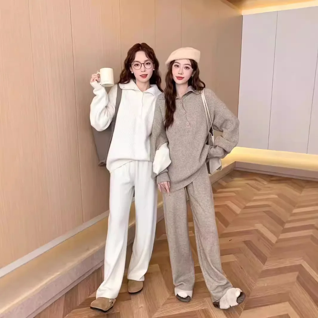 

Осень-зима 2025: вязаный топ с отложным воротником и широкими брюками, комплект из двух предметов, однотонный повседневный облегающий свитер для женщин