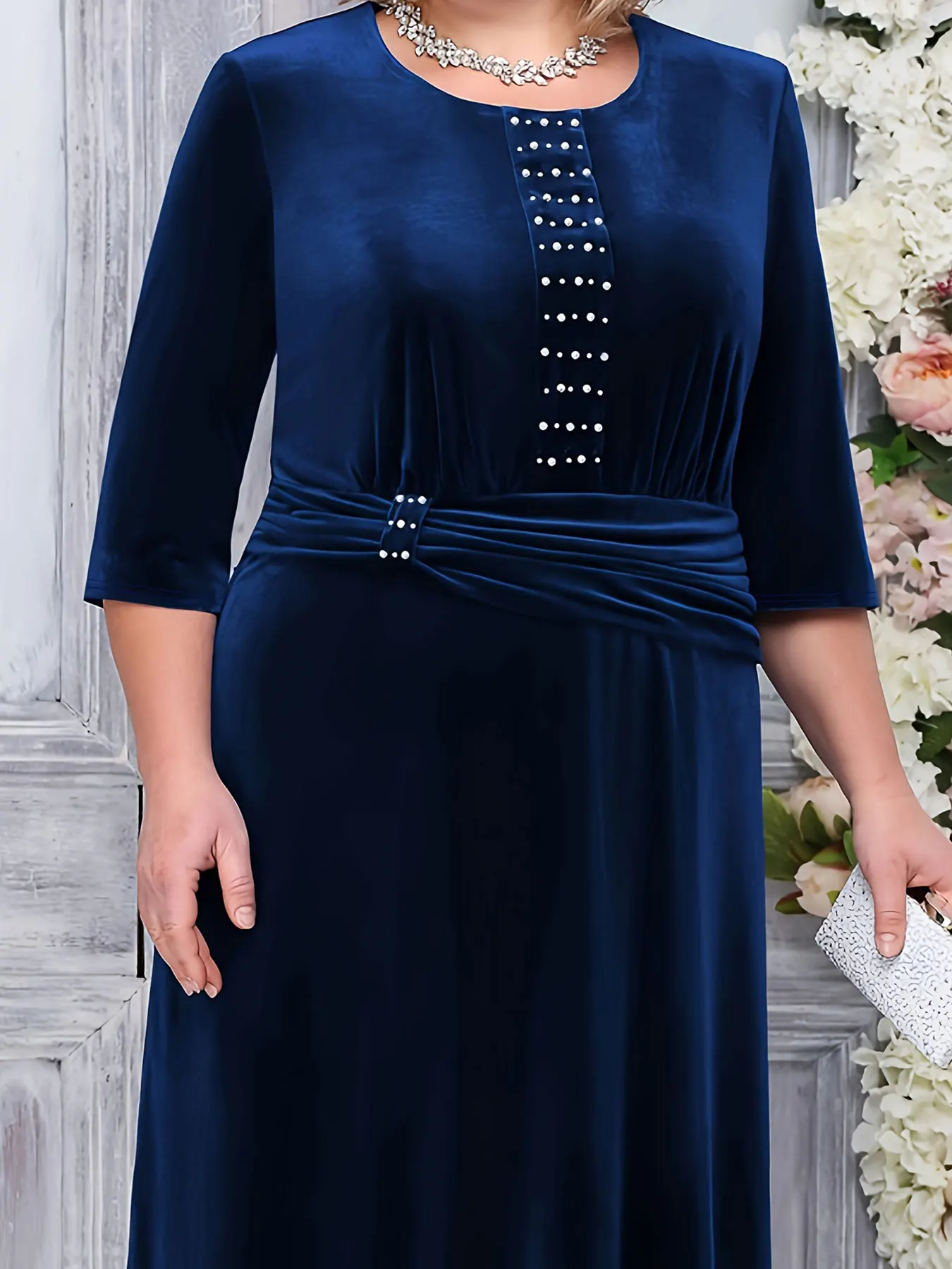 Plus size tight fitting dress, elegant pleated sleeve dress for spring and summer, women\'s plus size clothing