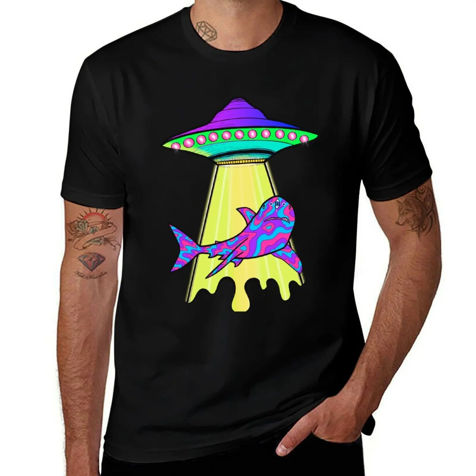 

UFO shark T-Shirt Plus Size Gym Sports T-Shirt
