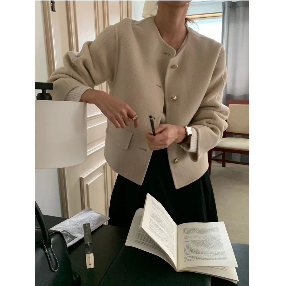 

MiiiiX Office Lady Korean Style Woolen Jacket Women's 2024 Autumn O-neck Long-sleeved Fashion Warm Thickened Top Female Clothing