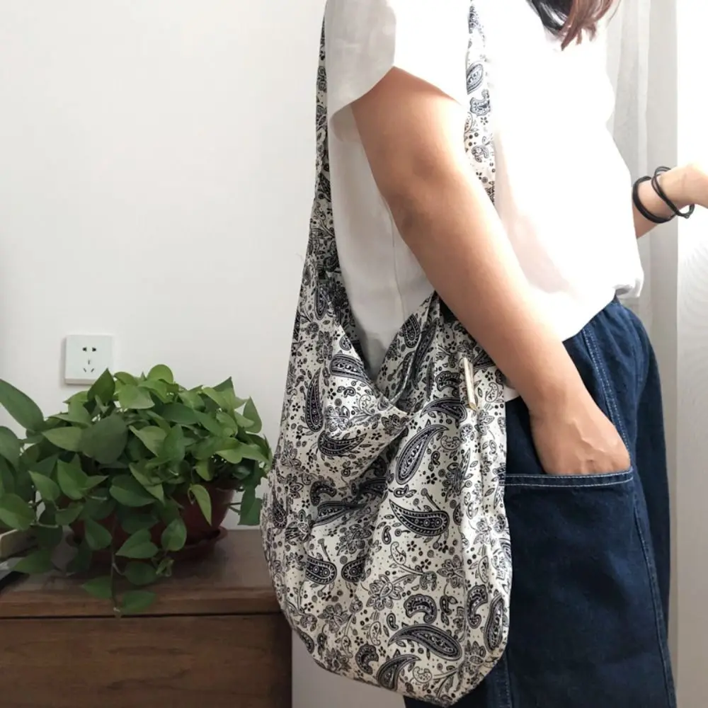 

Reusable Shopping Bag New Bandanna Print Cotton Crossbody Bag High-capacity Open Pocket Books Bag Travel