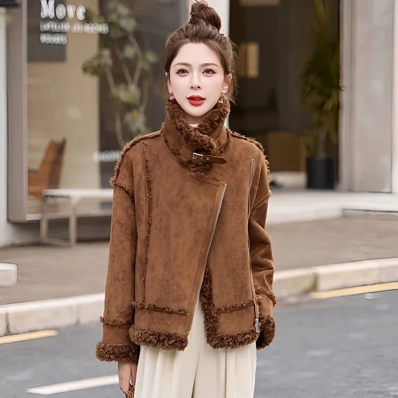 

2026 Новое меховое цельное пальто для женщин, теплый топ, модное осенне-зимнее короткое пальто из искусственного замши с флисом и утолщением