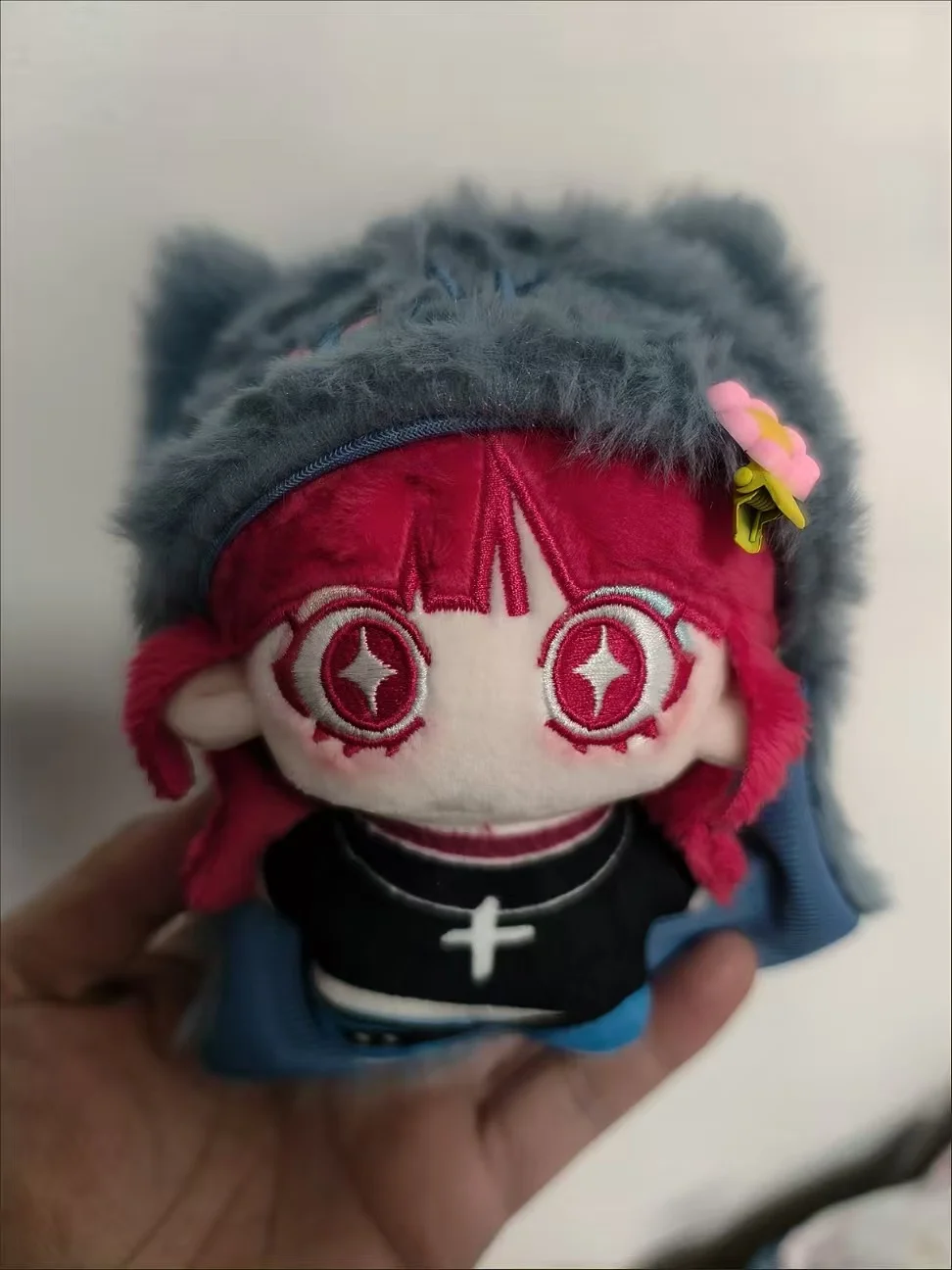 K Pop Yuqi Cute 10cm Red Plush Toy Keychain Cartoon Keychain Backpack Pendant Celebrity Fans Support Collection Gift Xmas
