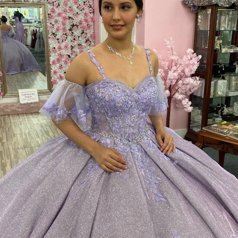 Lavender Shiny Sweetheart Ball Gown Quinceanera Dress Corset Lace Appliques Beading Sequins Sweet 16 Dress Vestidos De XV Anos