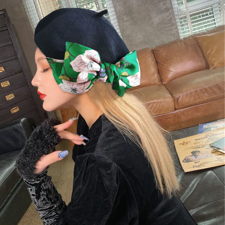 2023 Women Large Satin Bowknot Berets Spring Knitted Hat Flower Printing Bow Breathable Summer Beret Hat Elegant Sun Painter Cap