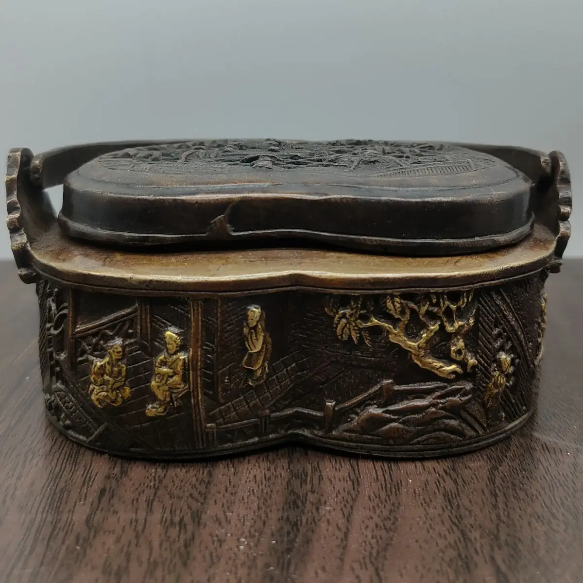 

4.3" China antique Temple portable Gilding incense burner Old brass Copper Censer metal decoration storage box