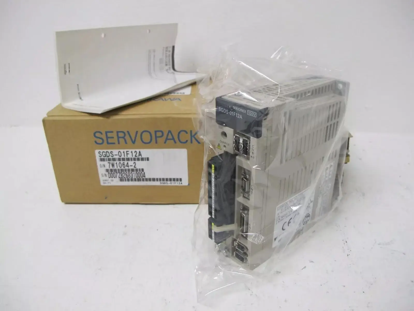 New SGDS-01F12A Servopack Servo Driver SGDS01F12A