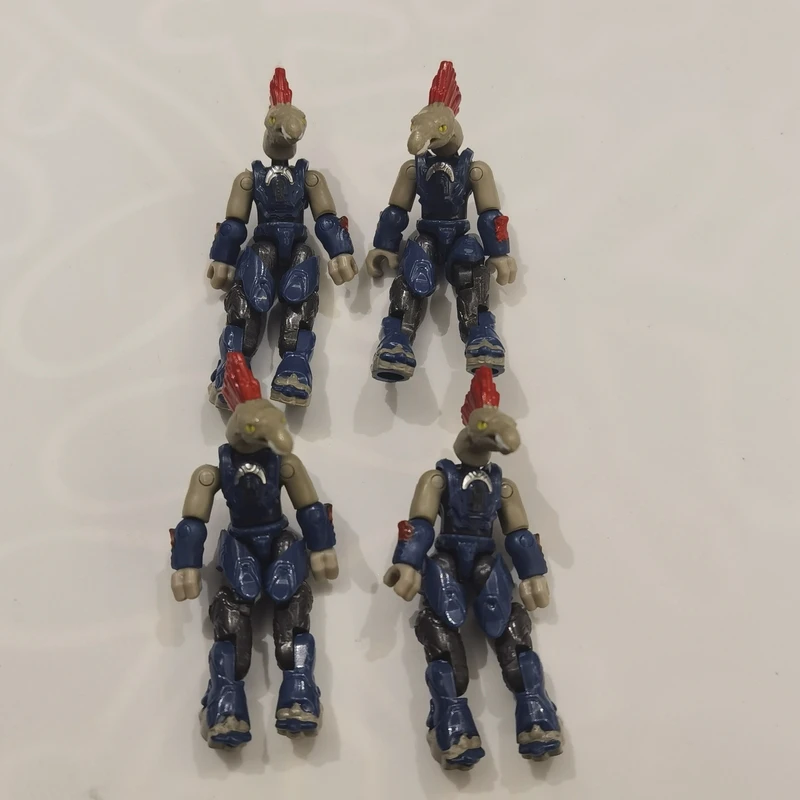 Mini figurine ample sans arme, jouet de collection, cadeau de Noël et d'Halloween, 4 figurines, 1:30