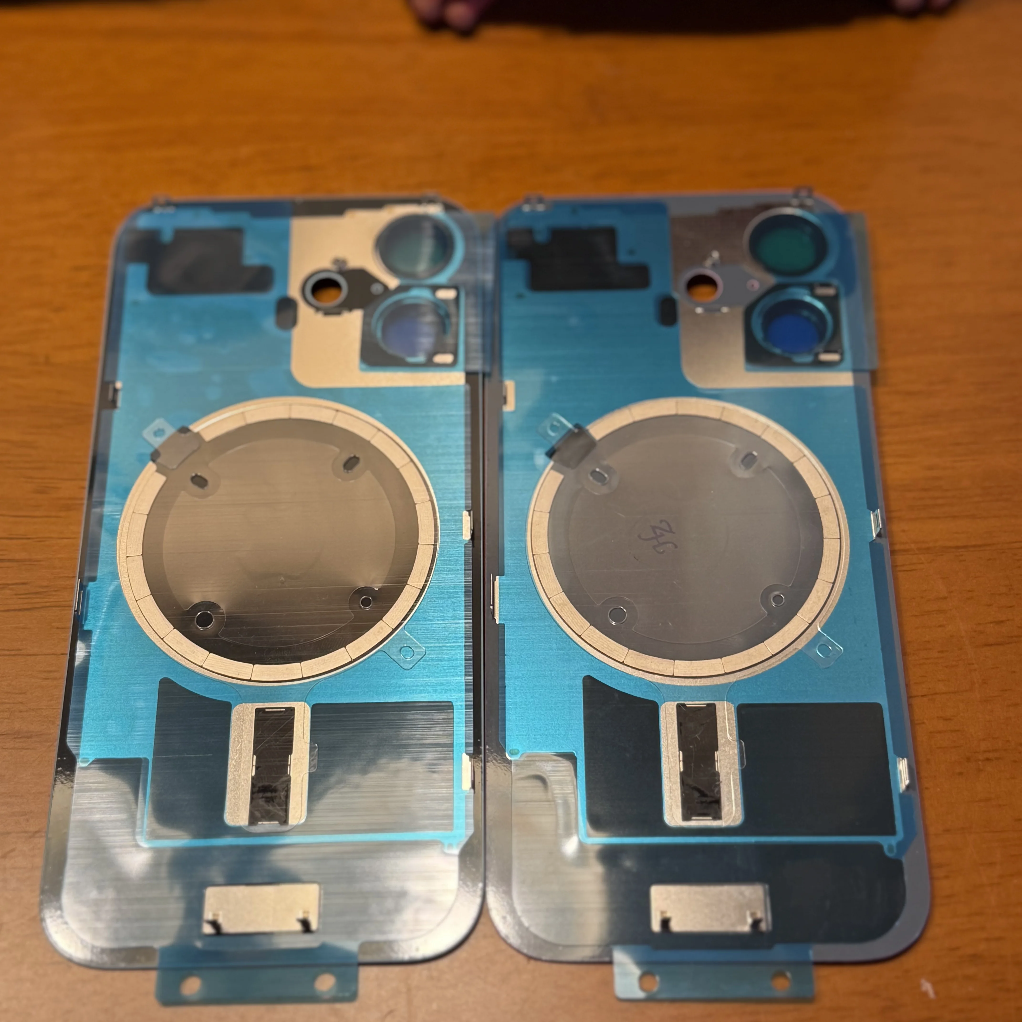 Rear Back Glass Replacement For iPhone 15 Pro 16 Pro Max Rear Cover With Camera Lens Bracket Built-in Magnets Repair Spare Parts
