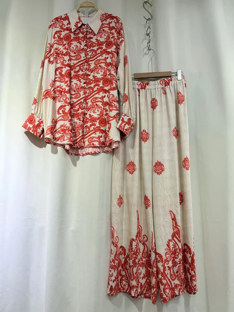 A two-piece set of retro geometric printed lapel straight shirts and loose wide-leg pants for women's wear in the autumn of 2025