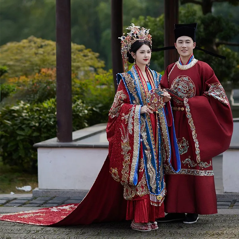 

Wedding Han Dynasty phoenix crowns and red robes for couples complete set of traditional Chinese dresses dragon