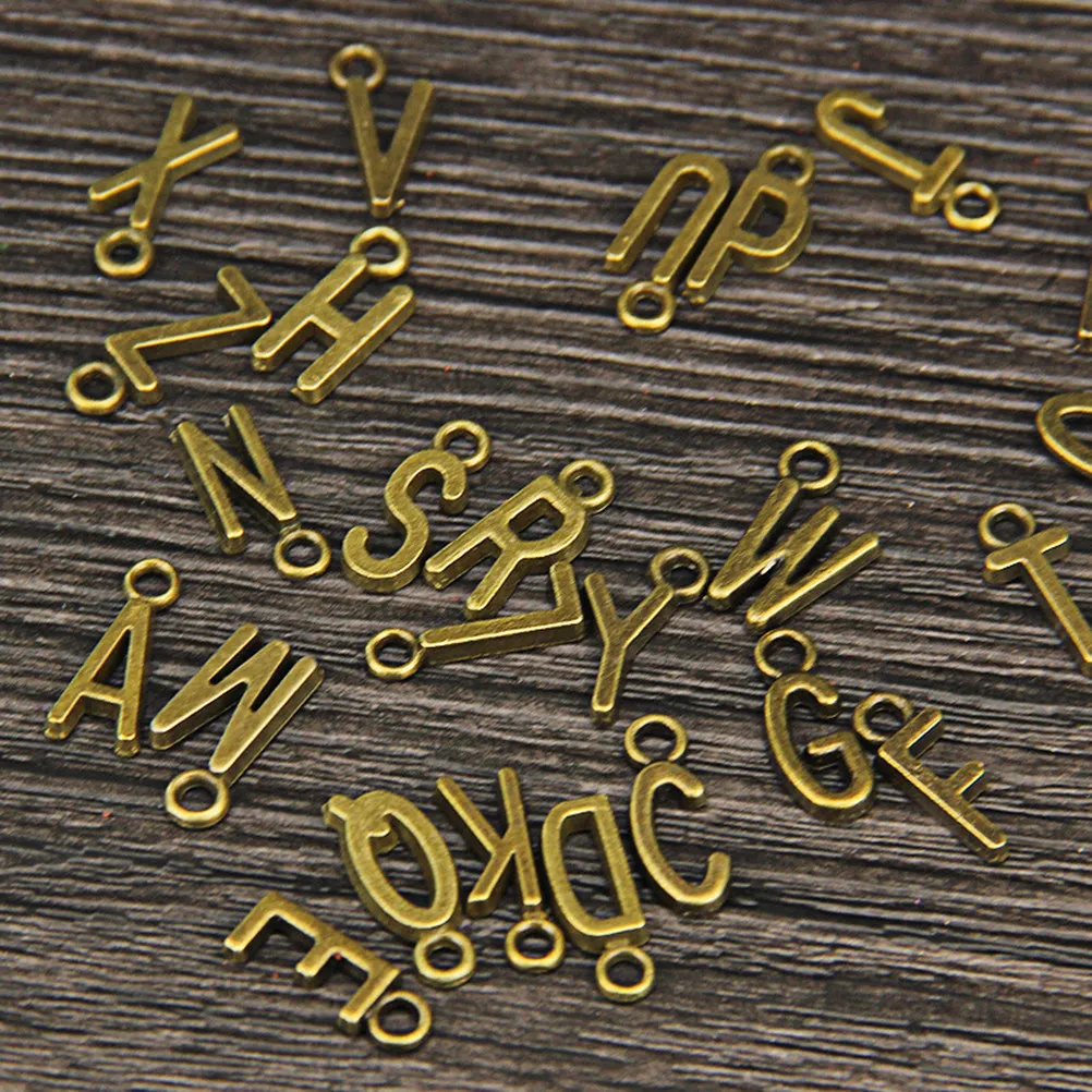 

4 набора подвесок-букв из сплава для самостоятельного изготовления украшений: ожерелий, браслетов, серег, брелоков, цепочек на ногу, цепочек для свитеров, цепочек для телефонов