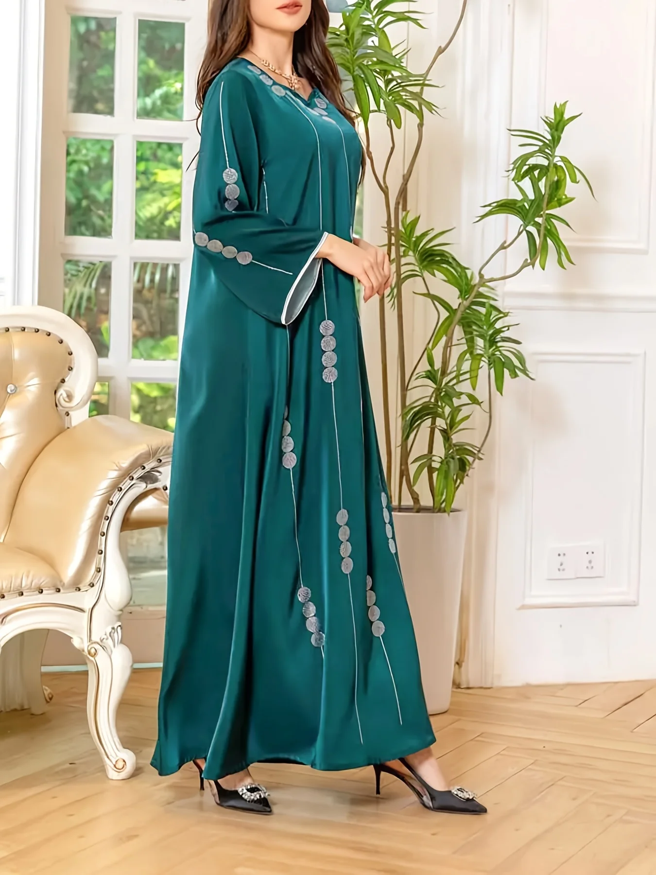 Minimalistisches, elegantes, einfarbiges, bedrucktes, gerades Langarm-Maxikleid für Damen in Übergröße mit quadratischem Ausschnitt