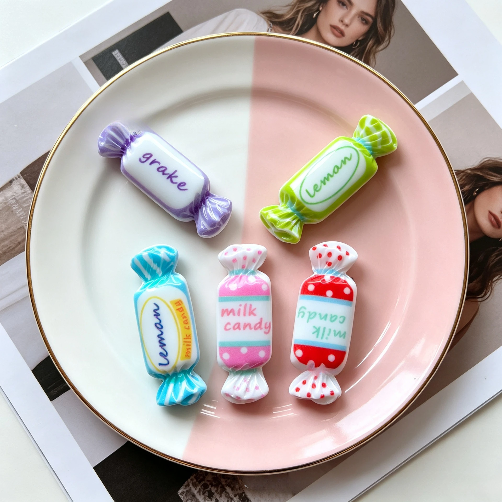 100pcs Kawaii Simulation Mini Candy Resin Flatback Cabochon DIY for Phone Case Hairpin Keychain Earrings Scrapbook Decor