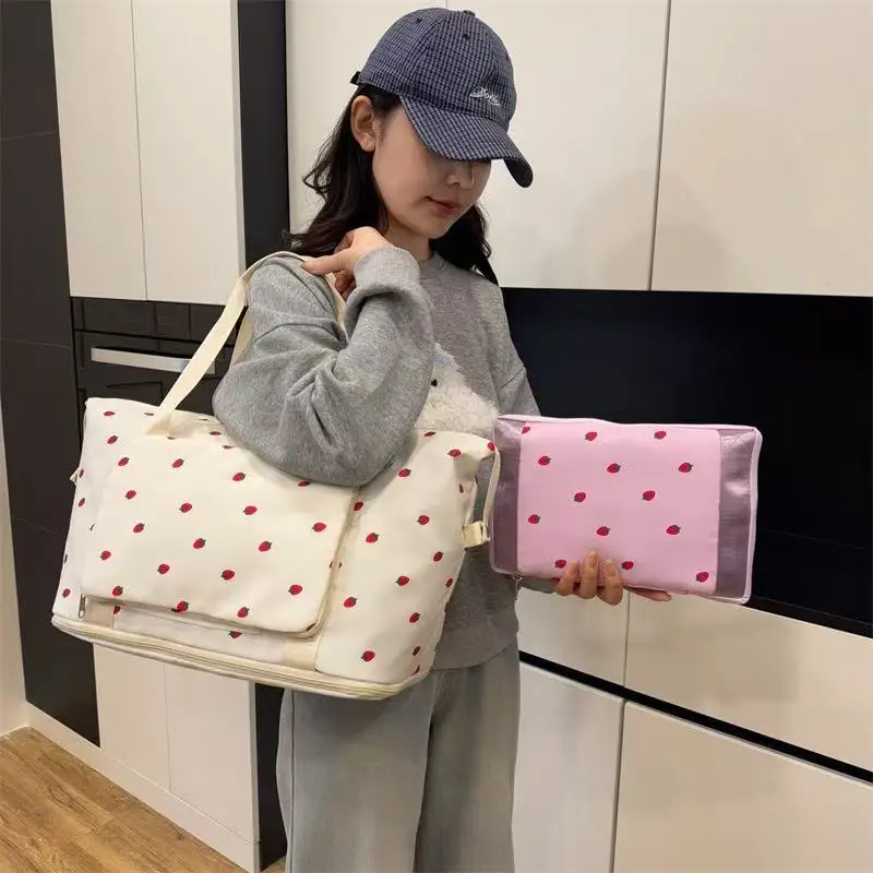 Fold Travel Bag Strawberry Expansion Sports Bag Telescopic Expand Yoga Bag Student Duffel Bag Breathable Bags for Woman