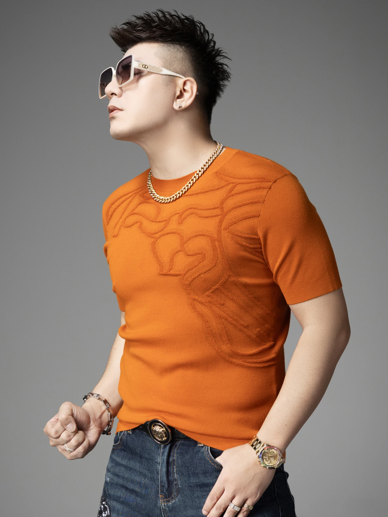 

Модный вязаный свитер с коротким рукавом для мужчин, зимний базовый слой, удобный крой, городской стиль, круглый вырез, геометрический узор