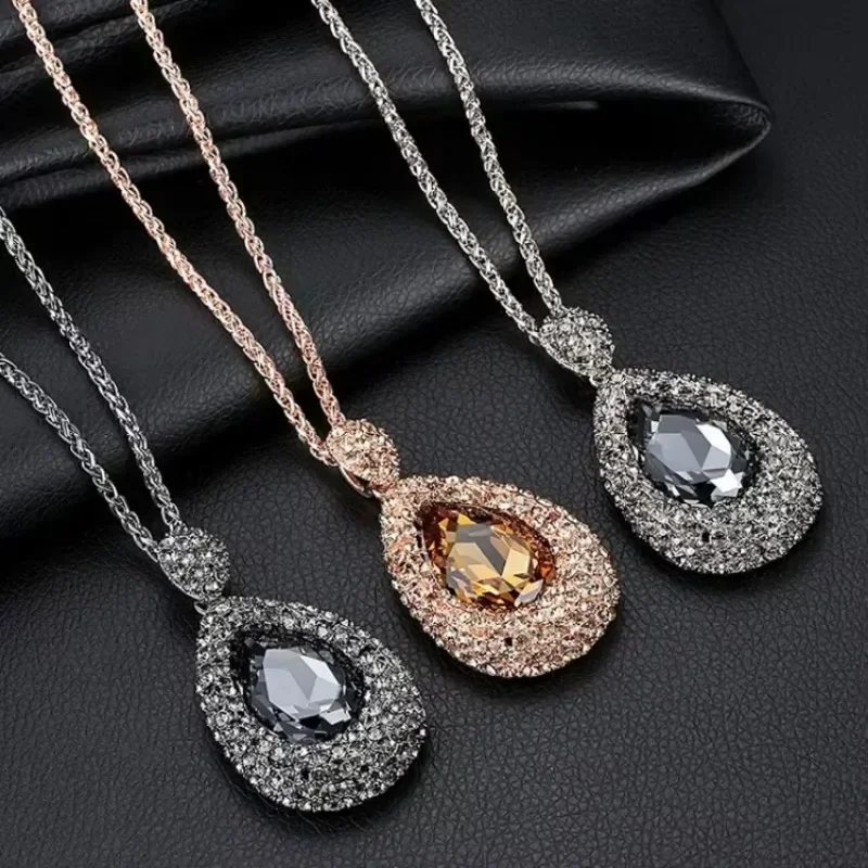 Fashion Korean Women\'s Necklace Rhinestone Crystals Water Drop Pendant Long Sweater Chain For Women Party Jewelry