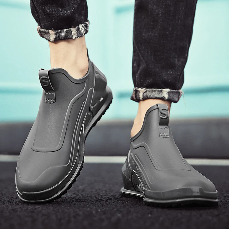 Anti slip rain shoes, men's rain boots, waterproof shoes, kitchen rubber shoes, overshoes, car washing, fishing shoes