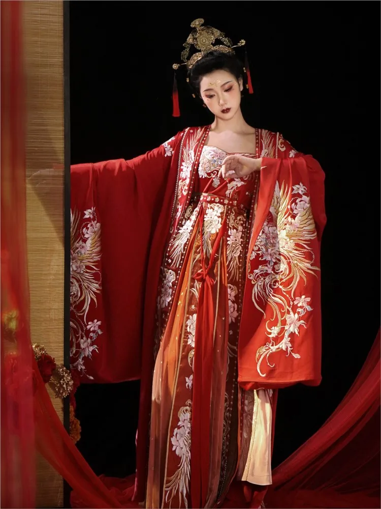 Hanfu wedding dress Chinese-style heavy embroidery tail-end large-sleeved shirt