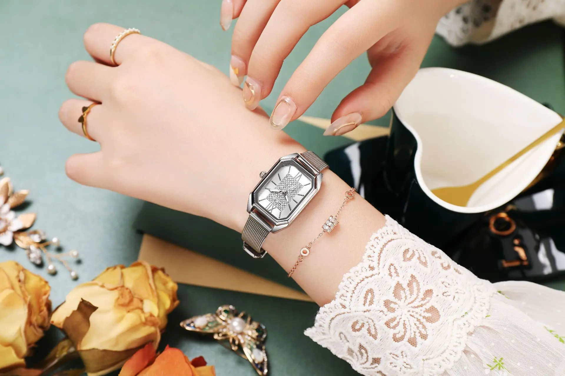 Women Luxury Famous Brand Watches Womens Stainless Steel Rectangle Quartz Watch For Women Fashion Dress Watches Relogio Feminino