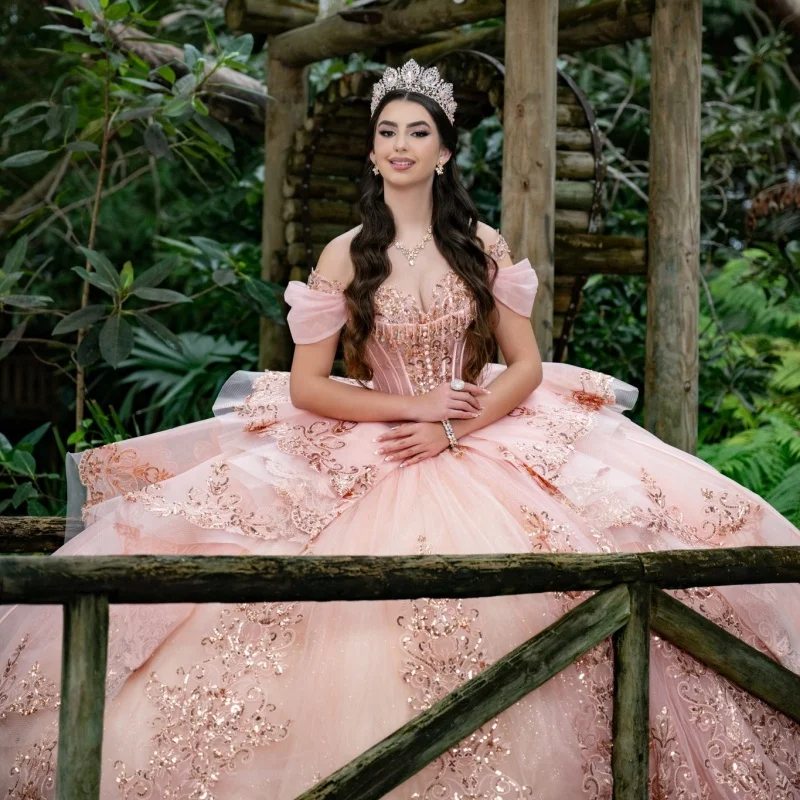 

Rose Pink Quinceanera Dresses Off the Shoulder Glitter Decal Layering Long tail Bow Vestido De 15 Quinceanera Customize