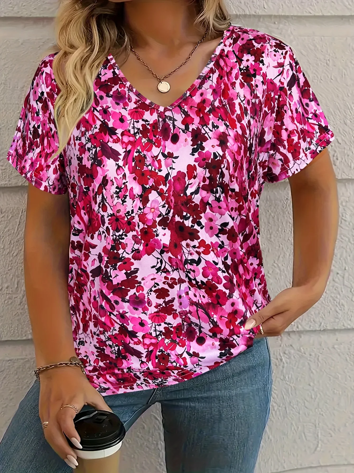 

Футболка женская, летняя, повседневная, элегантная, простая, с v-образным вырезом, с короткими рукавами, цветочный топ в стиле ретро, свободная повседневная одежда, женская футболка