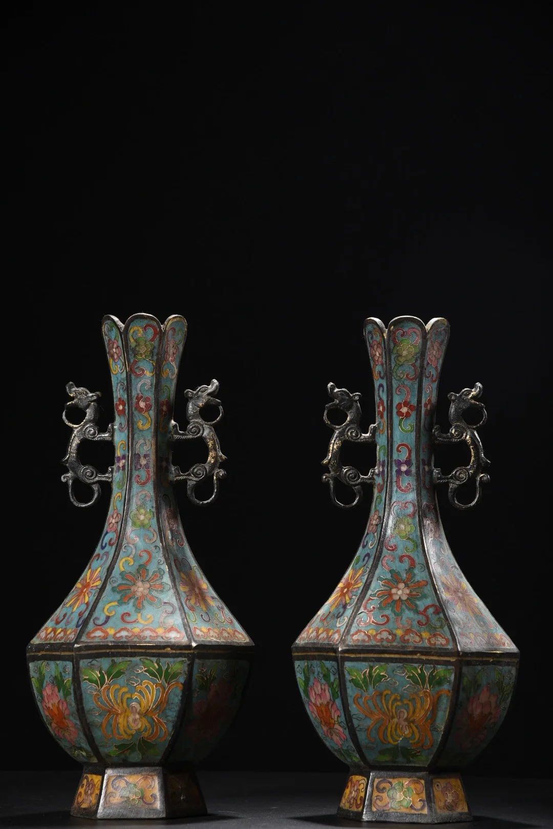 

13"Tibetan Temple Collection Old Bronze Cloisonne Four Seasons Flower Pattern six-wing Dragon Ear Bottle Vase A Pair Town house