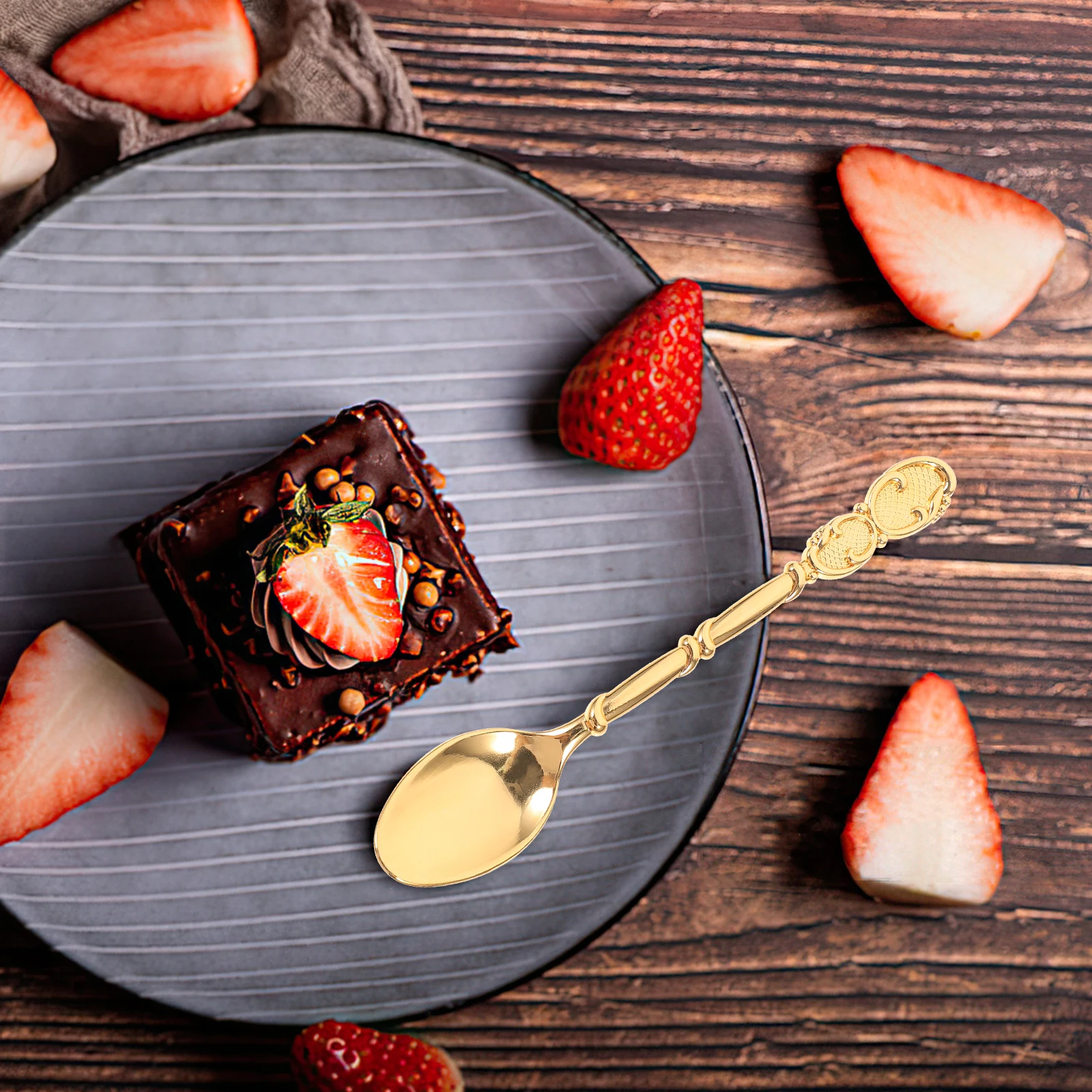 

Mikinona Elegant Vintage Dessert Spoon Handle Mixing Tea Scoop Compact Portable Pudding Server