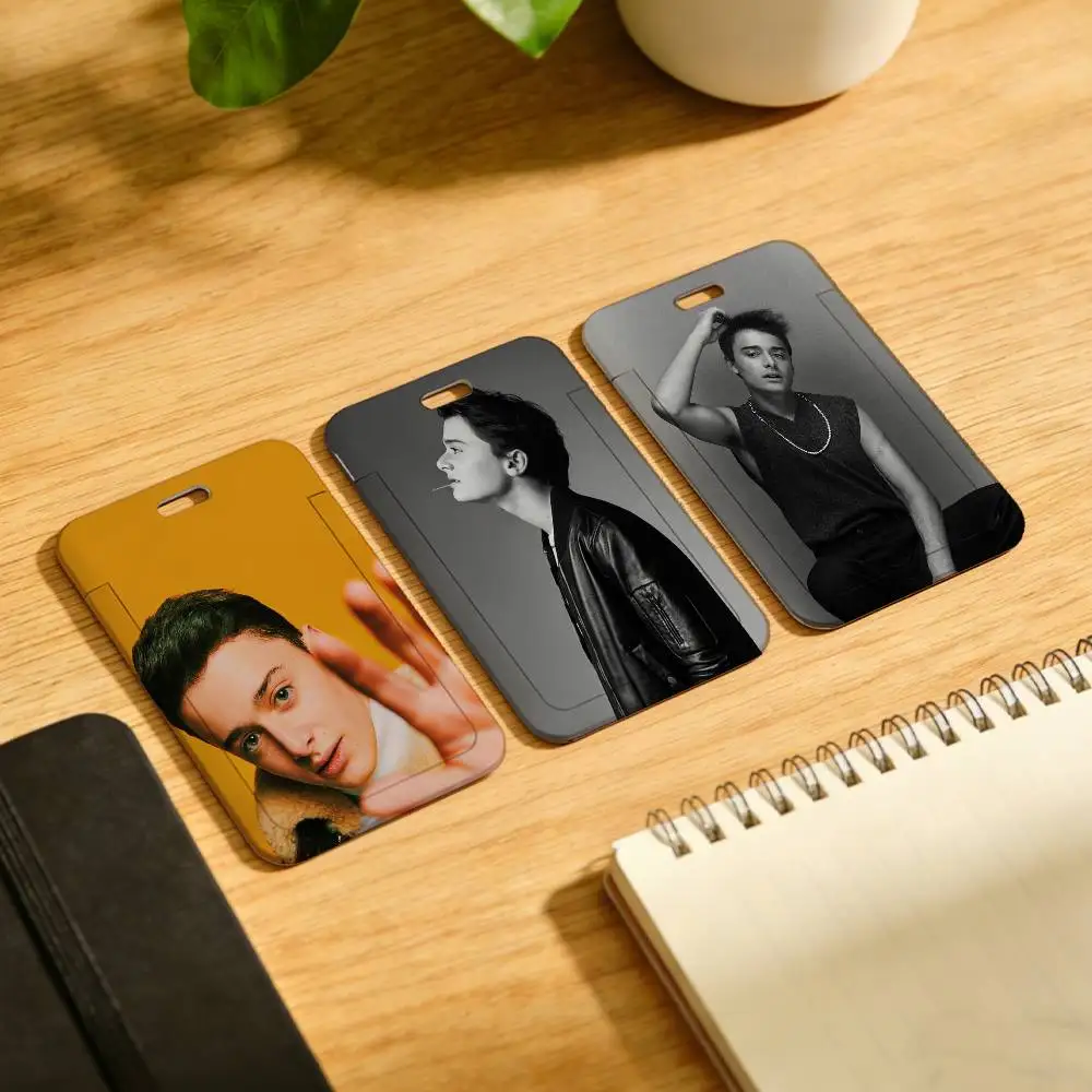 Actor N-NoaH-H S-ScHnApP-P Lanyard Pull Back Clip Holder and Card Holder Rotating Back ID Card Family Gift