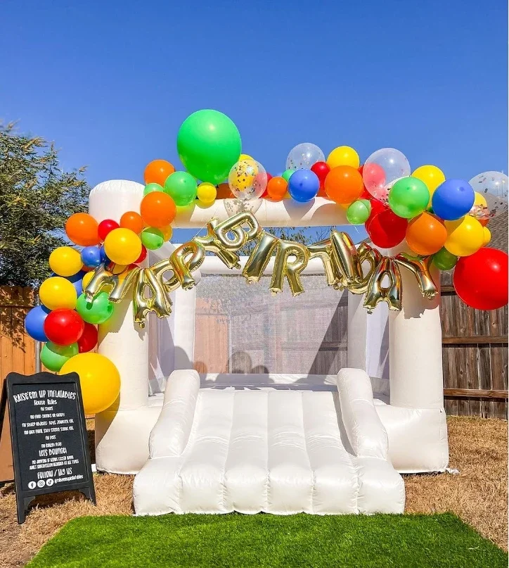 White Inflatable Trampoline Inflatable Wedding Jump House Moon Bounce House