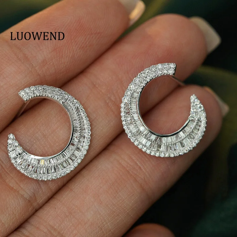 

LUOWEND 18K White Gold Earrings Luxury 1.02carat Real Natural Diamond Stud Earrings for Women Romantic Moon Shape High Jewelry