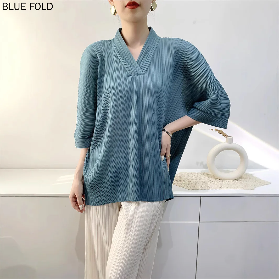 MIYAKE Spring and Summer Pleated V-neck Tops Five-point Sleeves T-shirts for Women Casual and Versatile Pleated Clothing Design