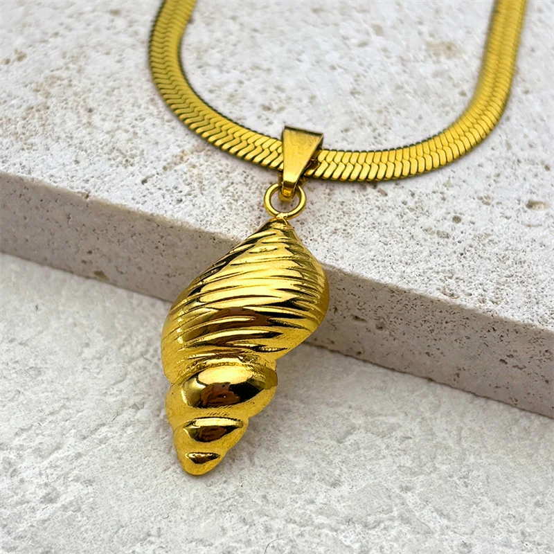 Conch Sea Snail Pendant Necklace For Women Girls Stainless Steel Gold Color Fashion Aesthetic Hot Summer Chain Jewelry Gifts