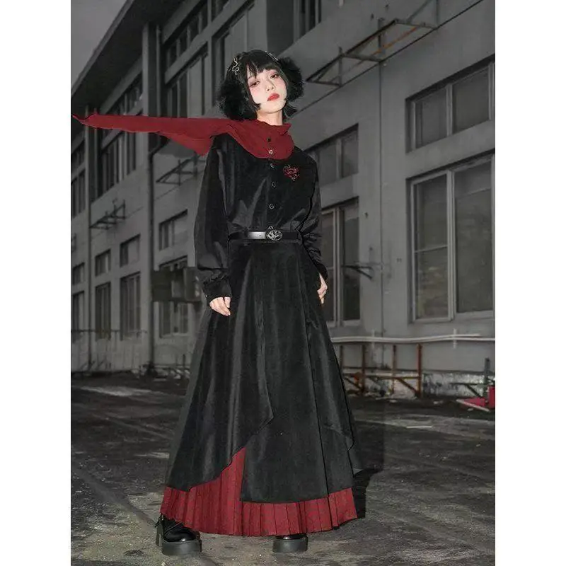 

Bisex Black New Chinese Style Costume Snake Elements Embroidery Top Shirt Autumn Winter Stylish Street Fashion Outfits y2k COS
