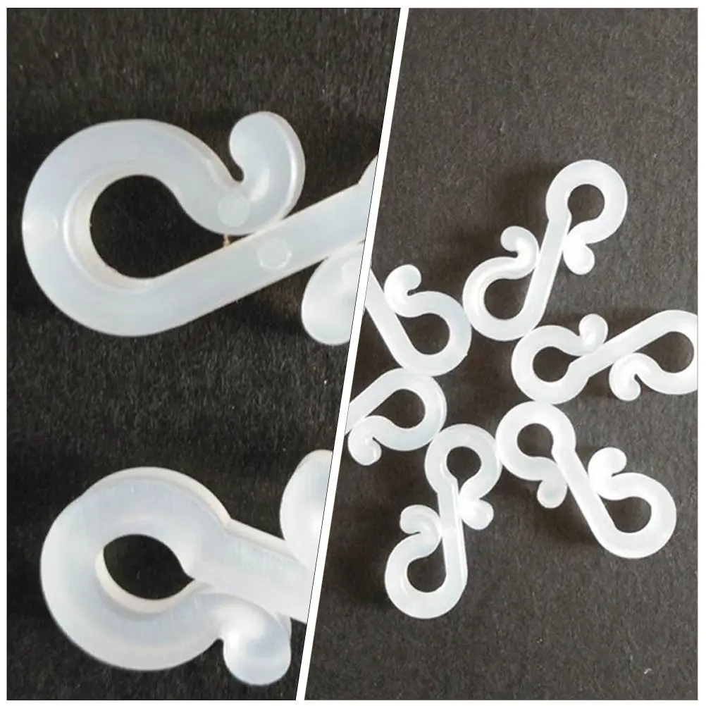 

100Pcs Plastic Light Clips S-Shape Design for Christmas Halloween New Year Party Decorations Outdoor Use Christmas Light Clip
