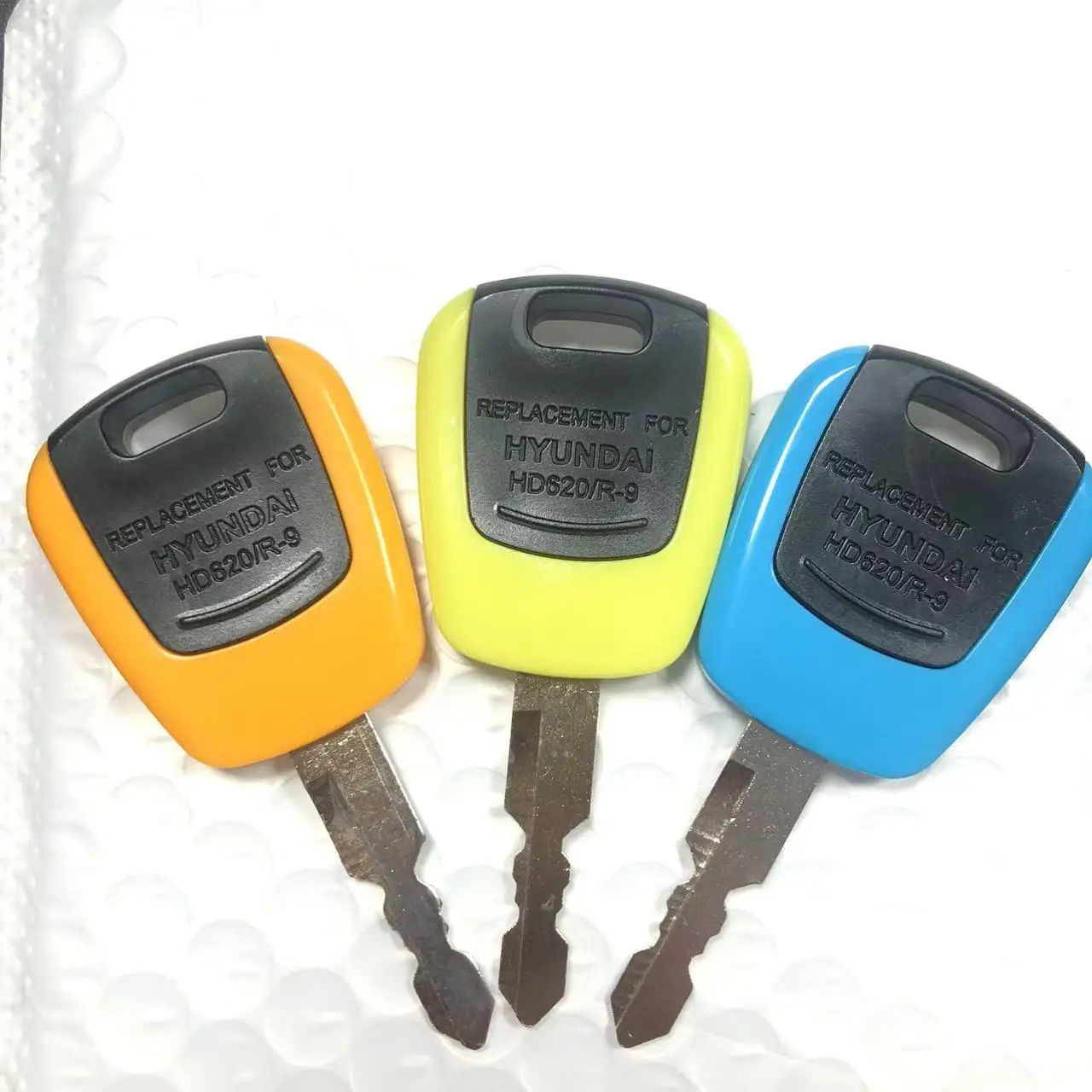 3PCS R-9 Key 1PC Yellow Color 1PC Blue Color and 1PC Green Color R-9 Ignition Key 21Q4-00090 For Hyundai R-9 Excavator