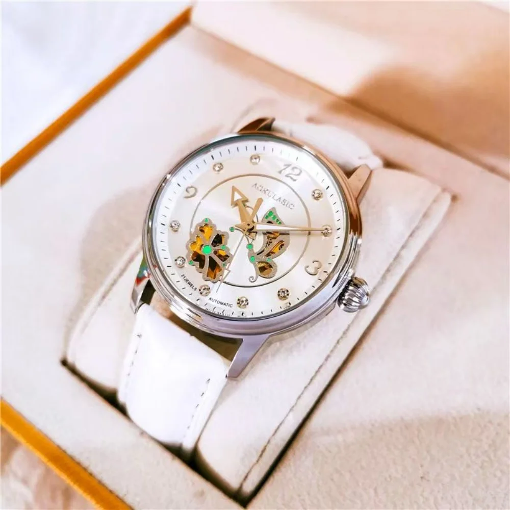 Light Luxury Style Women's Automatic Mechanical Watch, Hollow Butterfly Design with Diamonds, Waterproof Luminous Wristwatch, New Stylish Women's Watch, Versatile Watch for Daily Commuting and Dating, Niche High-End Watch, Perfect Holiday Gift, High-Conversion Hot-Selling Mechanical Women's Watch