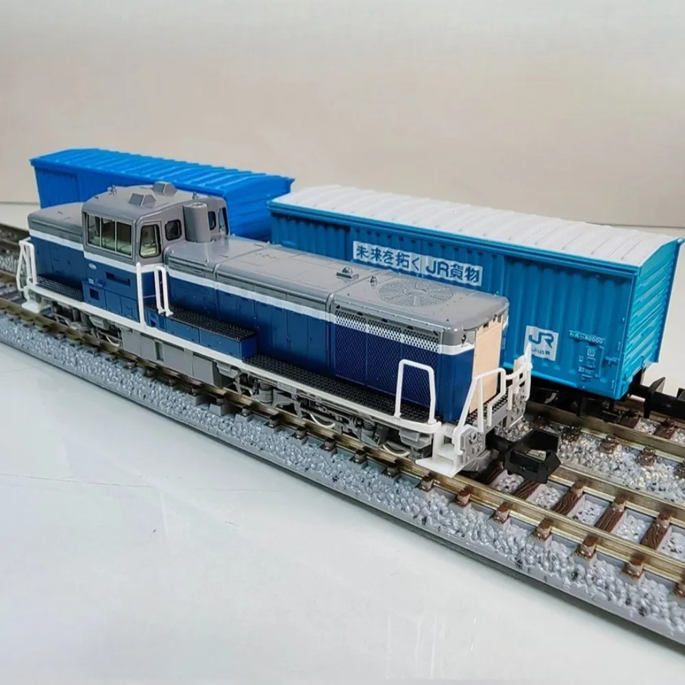 TOMIX N Type 1/160 Model Train 92404 DE10 80000 Type Freight Train 3 Carriage Train Set for Adults As A Toy Gift