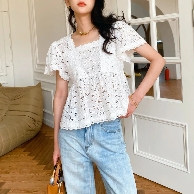 

Embroidered Small Top Women's South Korea Summer White French Style Design Square Collar Shirt European Products Women's Cl