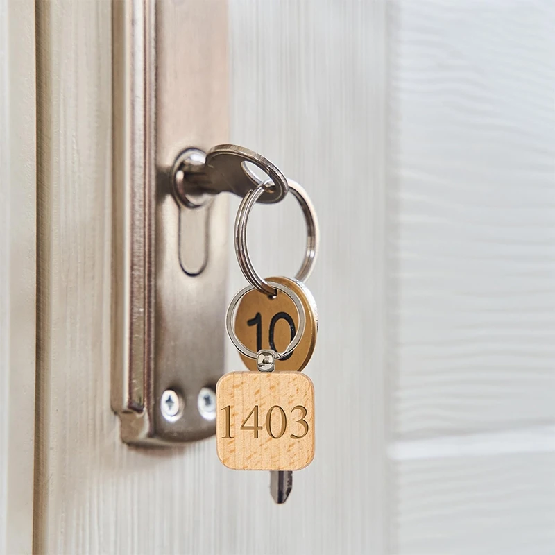 50Pcs DIY Blank Wooden Keychain Square Key Ring Wooden Key Ring