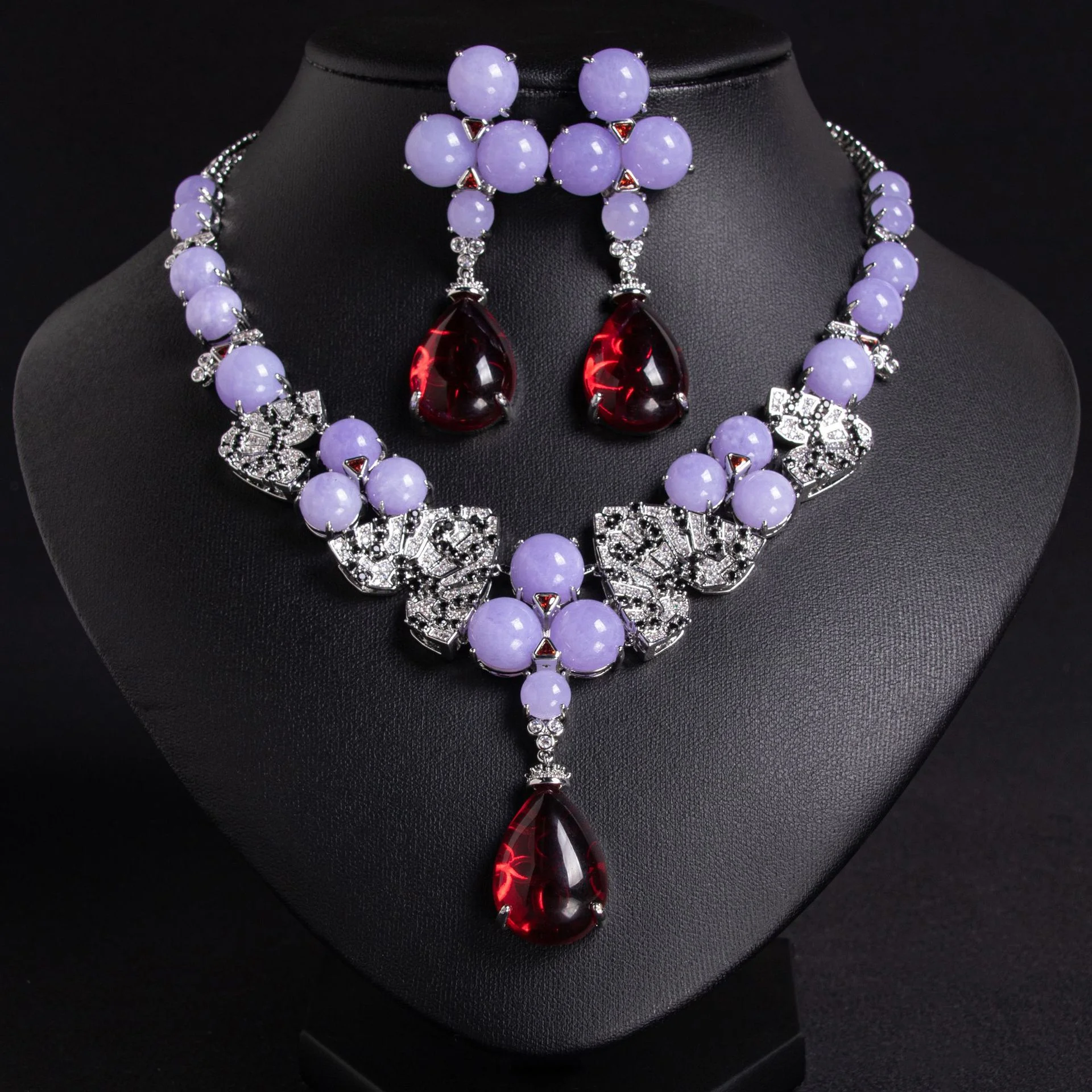 

Silver Plated Heavy-duty Agate Clavicle Chain with Water Drop Design, Evening Wear Jewelry for Banquet