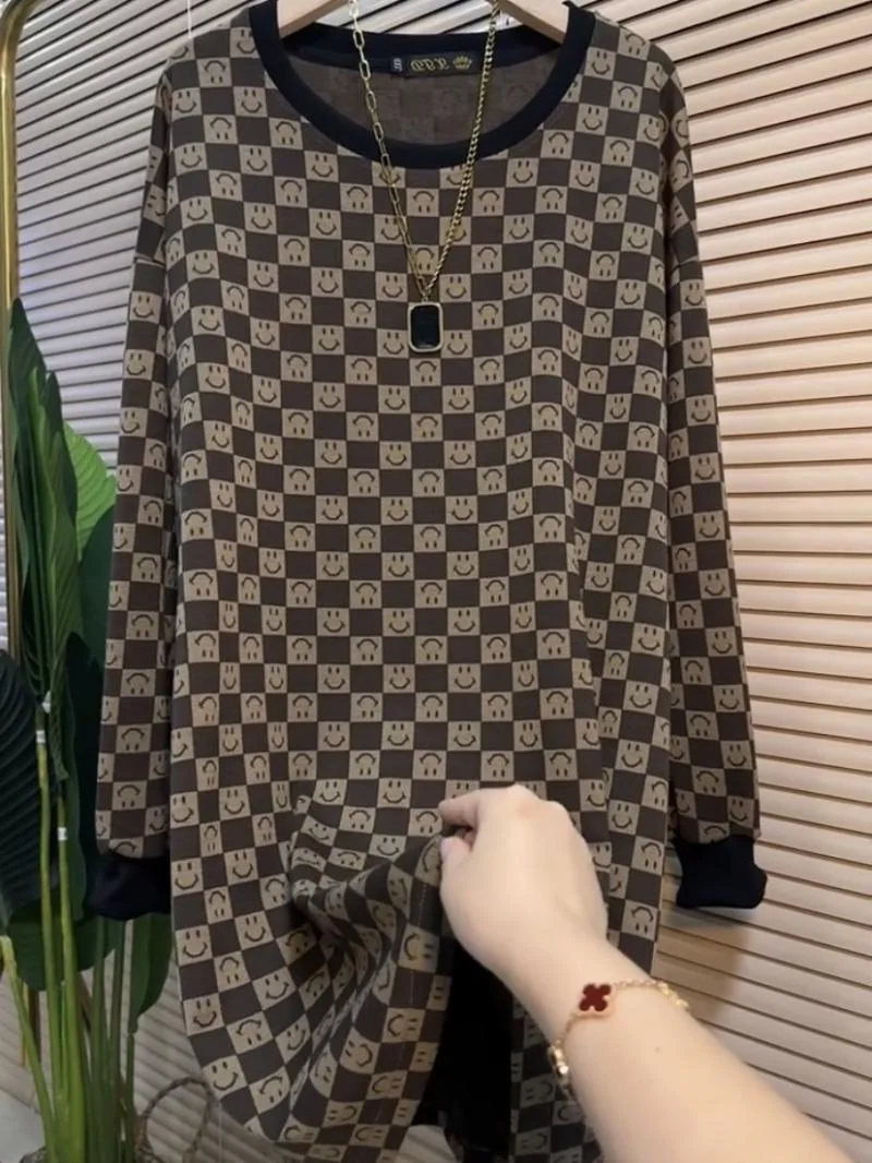 

Лонгслив больших размеров с круглым вырезом, свободного кроя, в корейском стиле, повседневный, универсальный, скрывающий живот, весна-осень, 300 Pou