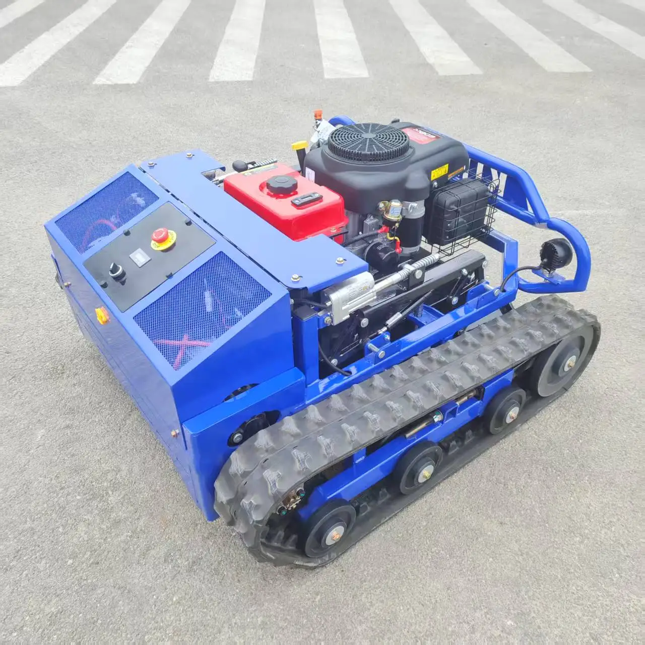 OEM Custom Tracked Remote Control Lawn Mower Brush Cutter for Slope Farm Vegetation Clearing and Rough Terrain Work